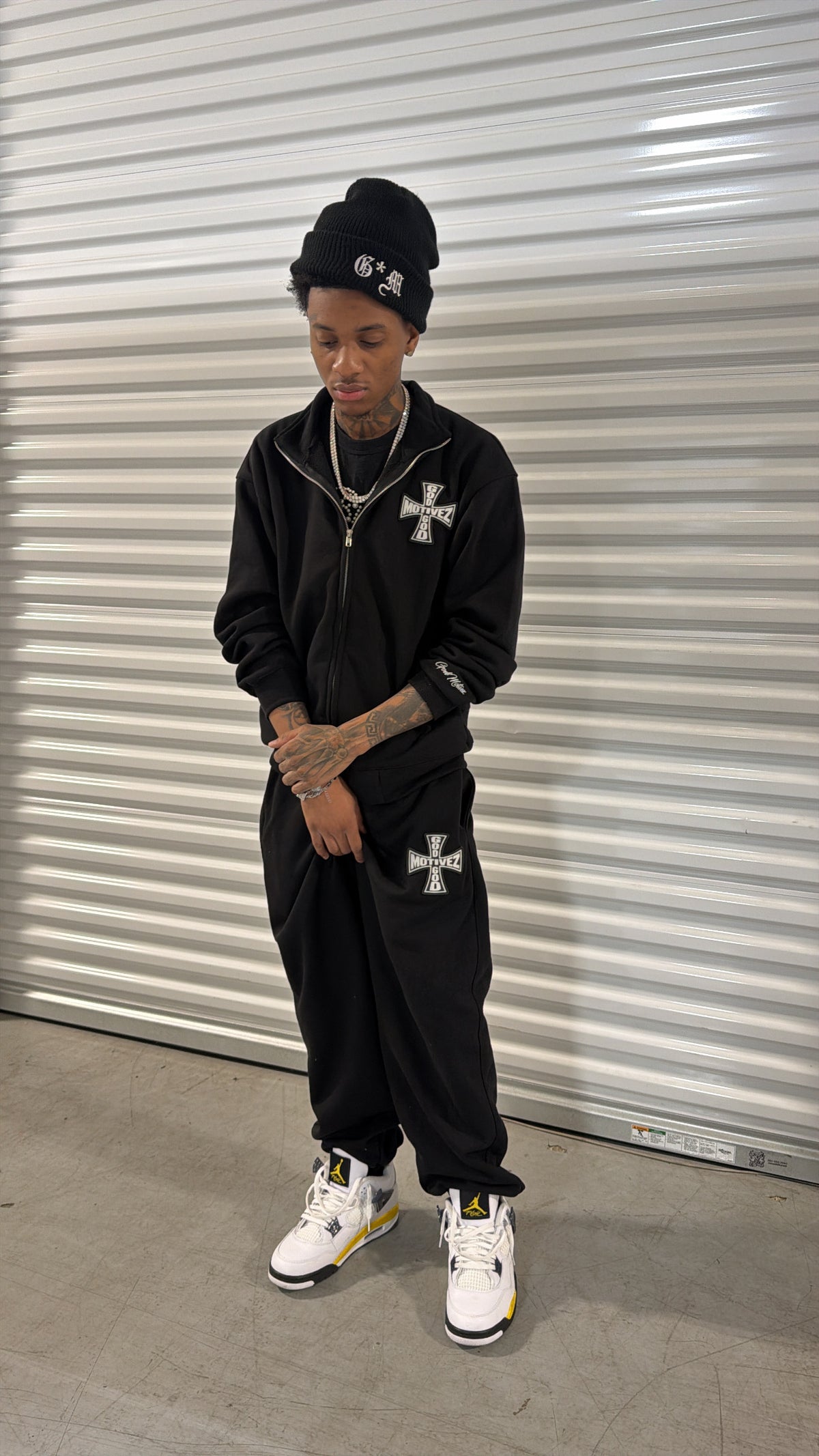 Black G*M Winter Set